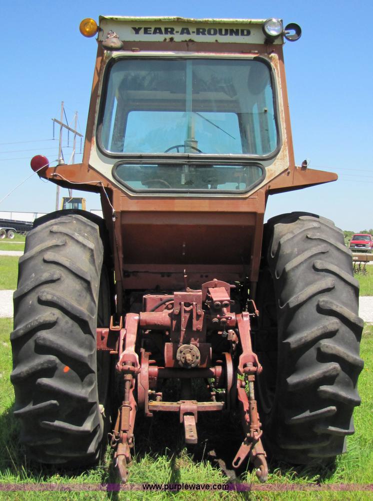 image for item 7198 Allis Chalmers AC7000 tractor