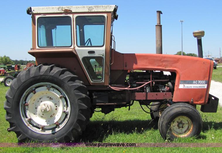 image for item 7198 Allis Chalmers AC7000 tractor