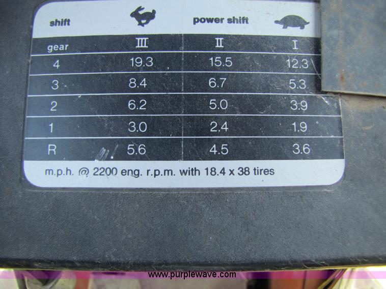 image for item 7198 Allis Chalmers AC7000 tractor