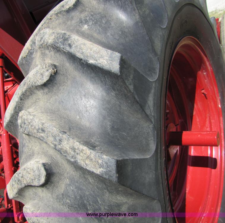 image for item 7199 1966 Farmall 656 tractor