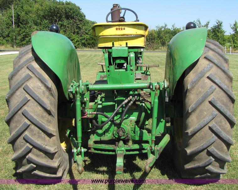 image for item 7201 1962 John Deere 4010 tractor