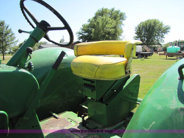 image for item 7201 1962 John Deere 4010 tractor