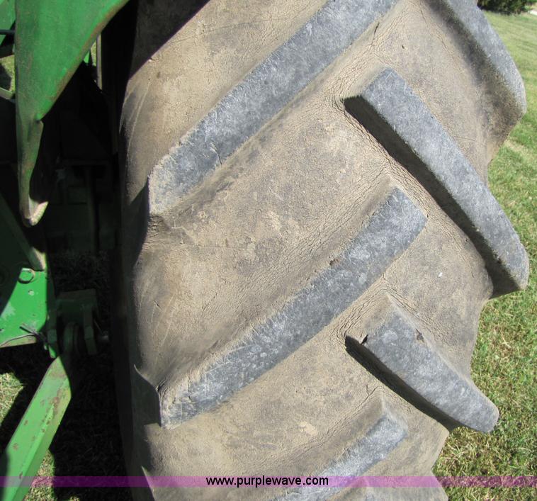 image for item 7201 1962 John Deere 4010 tractor