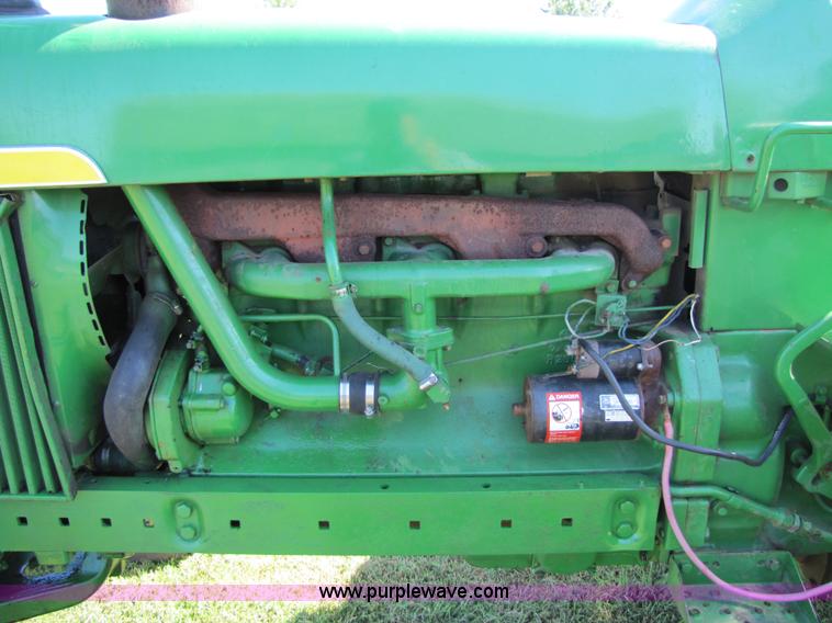 image for item 7201 1962 John Deere 4010 tractor
