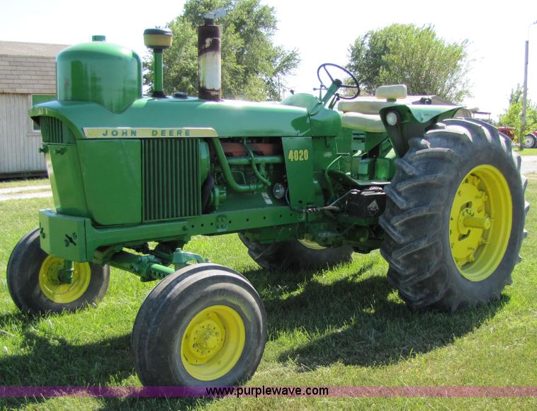 image for item 7202 1965 John Deere 4020 tractor