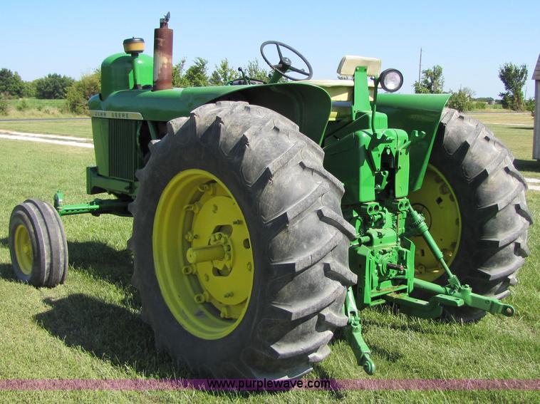 image for item 7202 1965 John Deere 4020 tractor