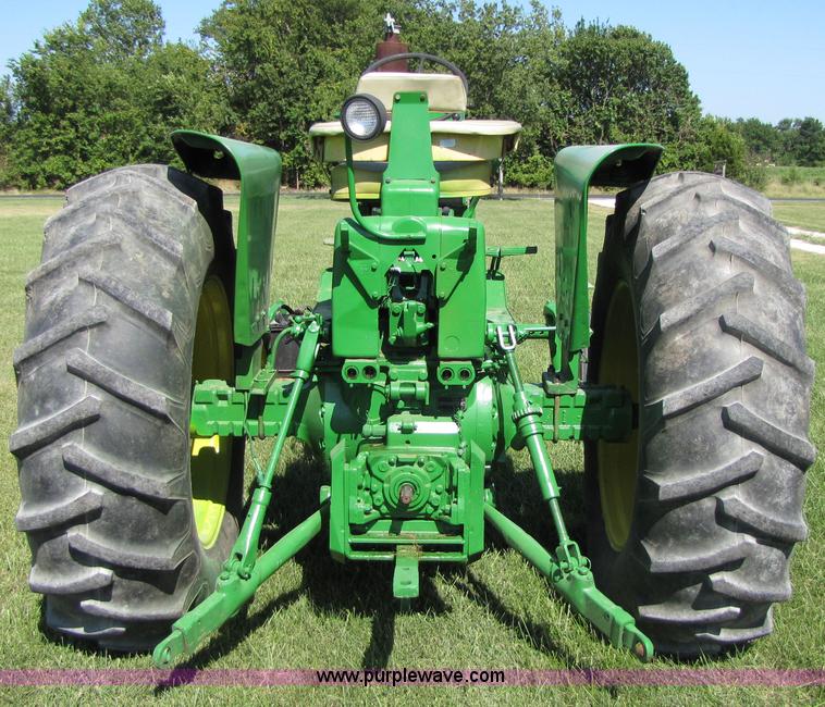 image for item 7202 1965 John Deere 4020 tractor