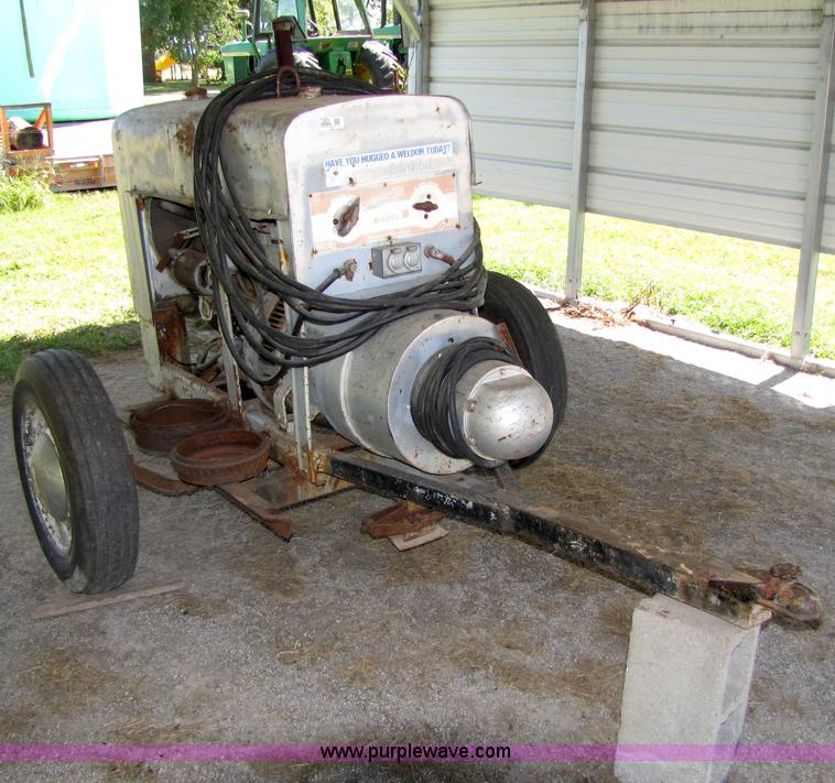 image for item 7203 Lincoln arc welder