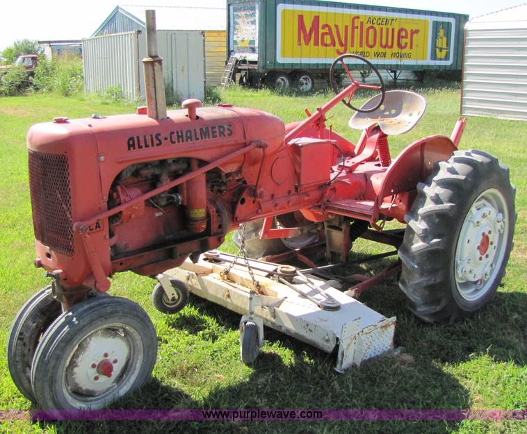image for item 7204 1951 Allis Chalmers CA tractor with mower