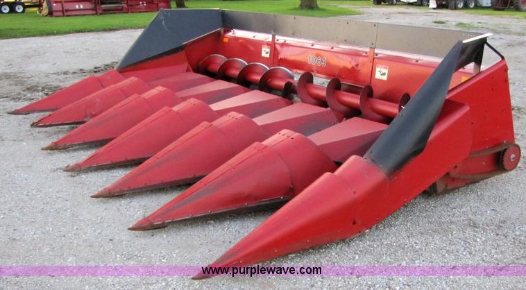 image for item 9017 Case IH 1063 corn head