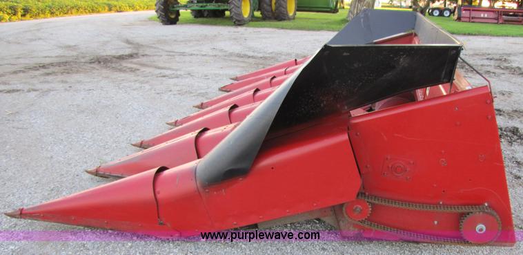image for item 9017 Case IH 1063 corn head
