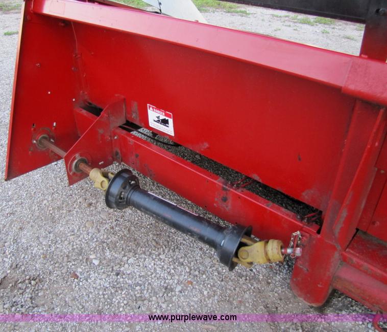 image for item 9017 Case IH 1063 corn head