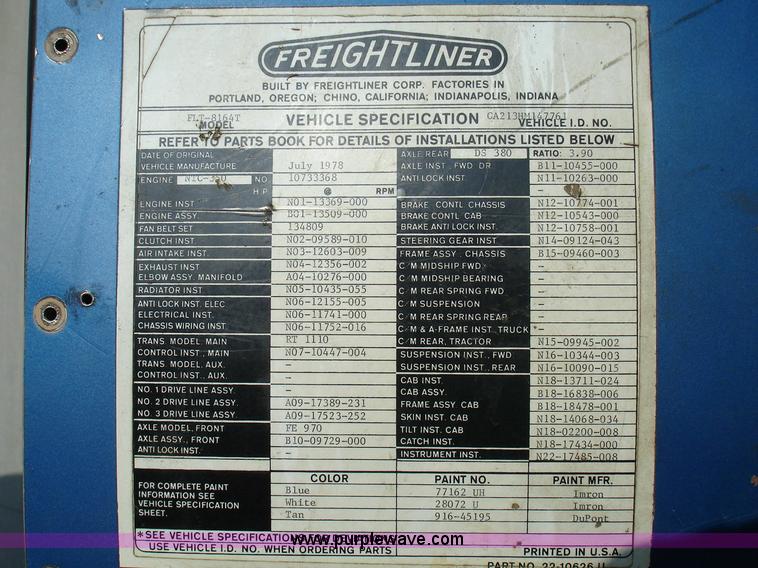 image for item 1016 1978 Freightliner cab-over semi truck