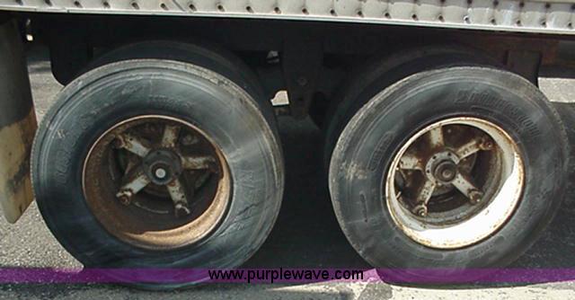 image for item 1020 1980 Pines 45' semi trailer