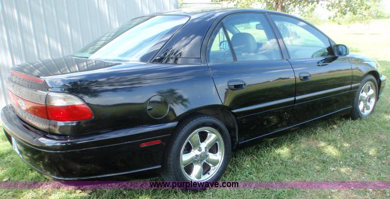 image for item 1031 1998 Cadillac Catera