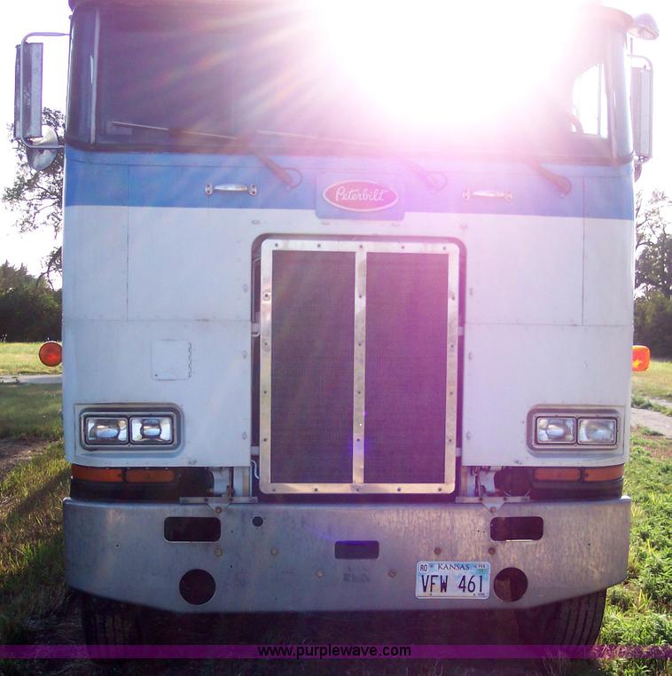 image for item 1601 1984 Peterbilt COE 362 semi truck