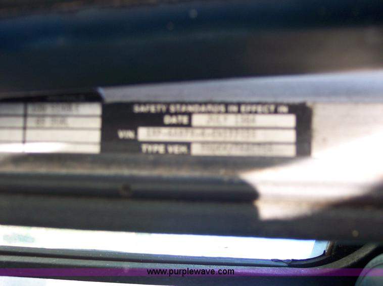 image for item 1601 1984 Peterbilt COE 362 semi truck