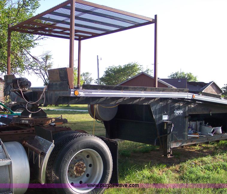 image for item 1602 1992 Dresden Custom Trailer 48' ramped car trailer