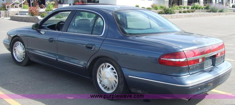 image for item 2095 1996 Lincoln Continental