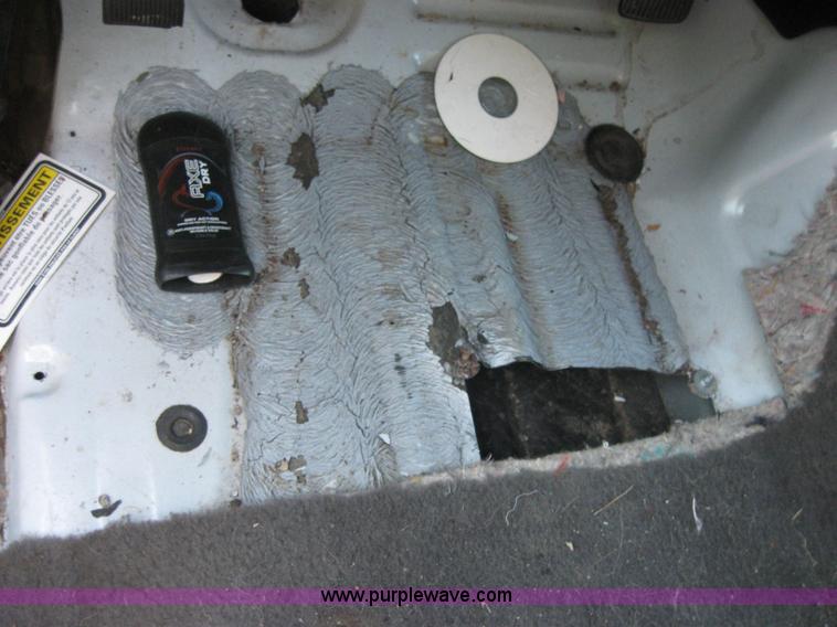 image for item 2564 2000 Ford F-150