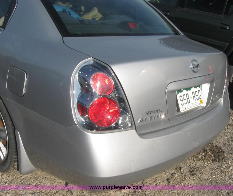 image for item 2566 2005 Nissan Altima