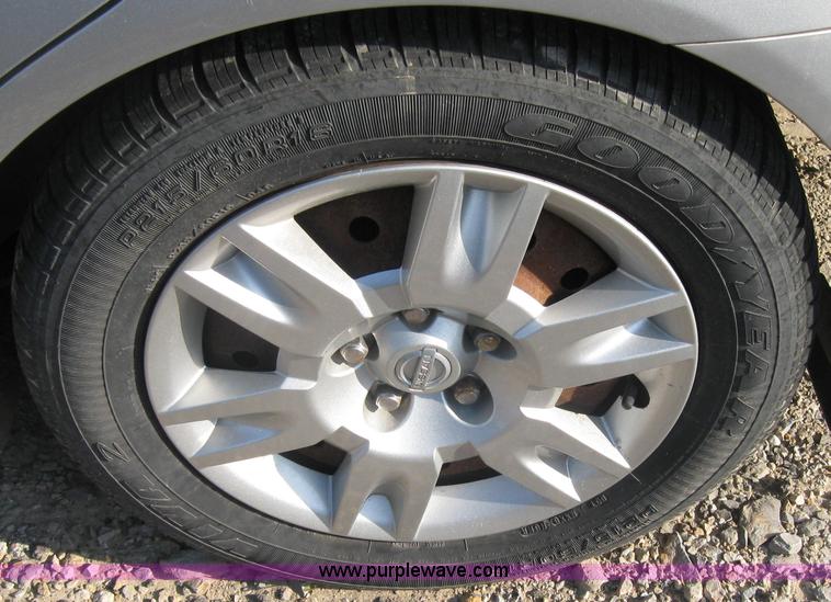 image for item 2566 2005 Nissan Altima