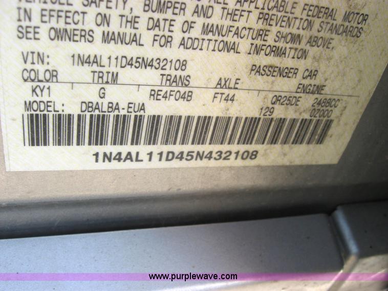 image for item 2566 2005 Nissan Altima