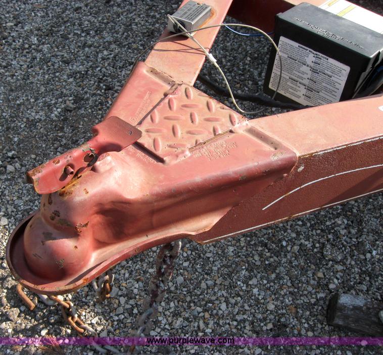 image for item 2570 2005 ABU 18.5' flat bed trailer