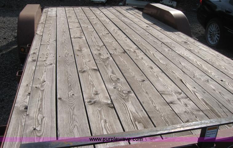 image for item 2570 2005 ABU 18.5' flat bed trailer