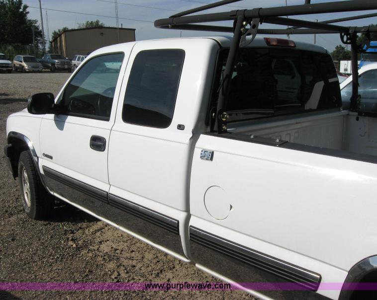 image for item 2571 1999 Chevrolet 1500