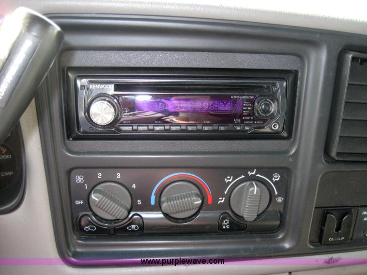 image for item 2571 1999 Chevrolet 1500