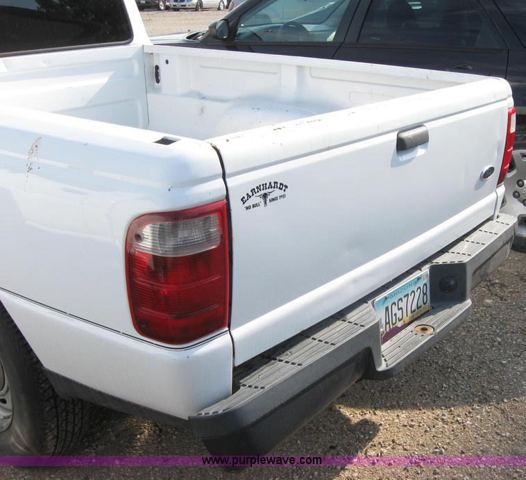 image for item 2572 2004 Ford Ranger