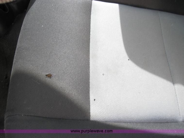 image for item 2572 2004 Ford Ranger