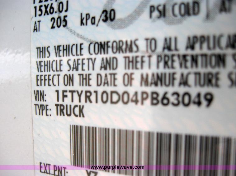 image for item 2572 2004 Ford Ranger