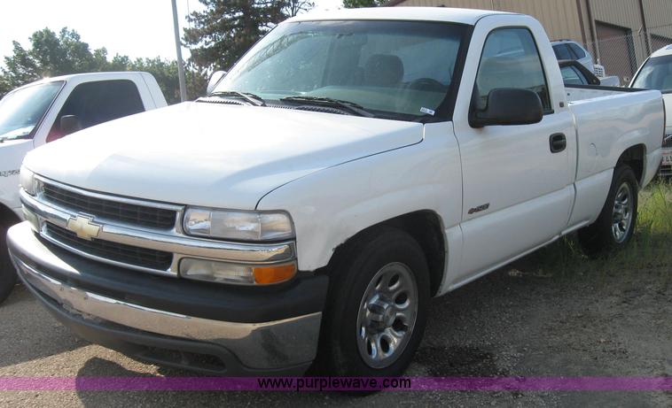 image for item 2573 2001 Chevrolet 1500