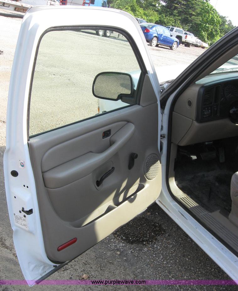 image for item 2573 2001 Chevrolet 1500