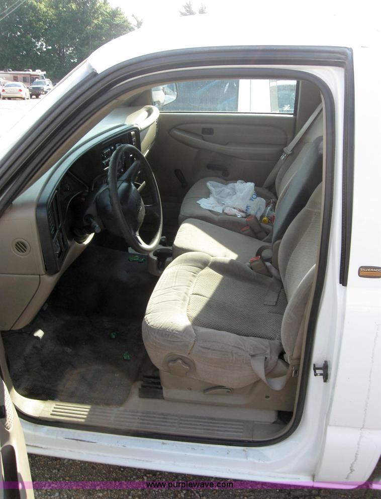 image for item 2573 2001 Chevrolet 1500