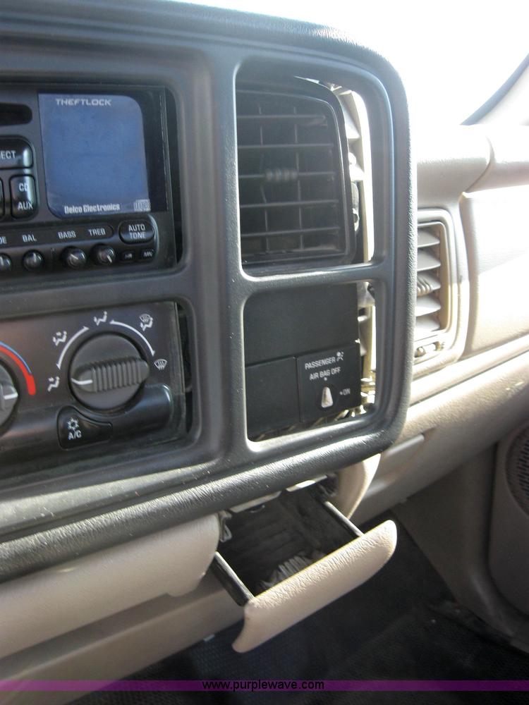 image for item 2573 2001 Chevrolet 1500