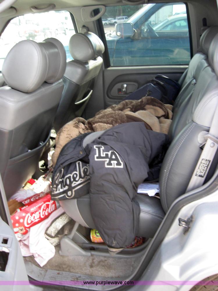 image for item 2574 1999 GMC Denali