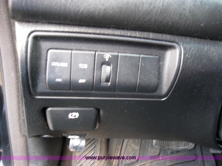 image for item 2575 2001 Hyundai XG300L