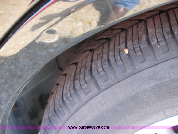 image for item 2575 2001 Hyundai XG300L