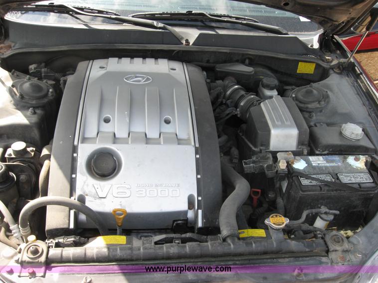 image for item 2575 2001 Hyundai XG300L