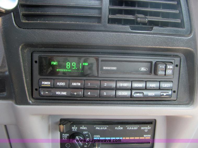 image for item 3220 1994 Ford Ranger