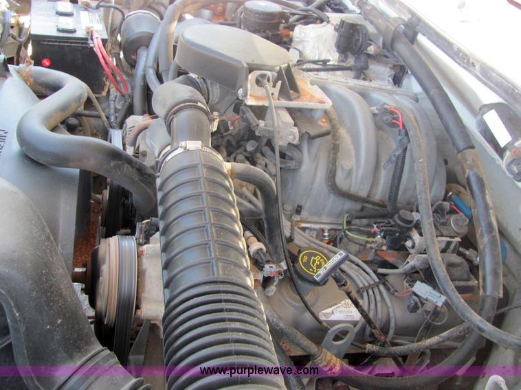 image for item 3225 1996 Ford F150 pickup truck