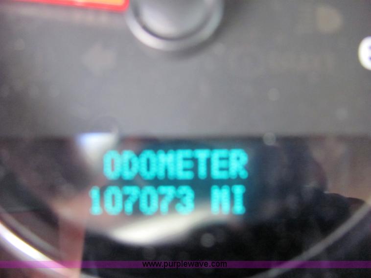 image for item 4735 2007 GMC Yukon