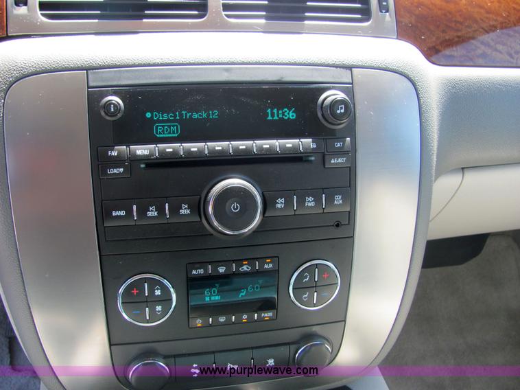 image for item 4735 2007 GMC Yukon