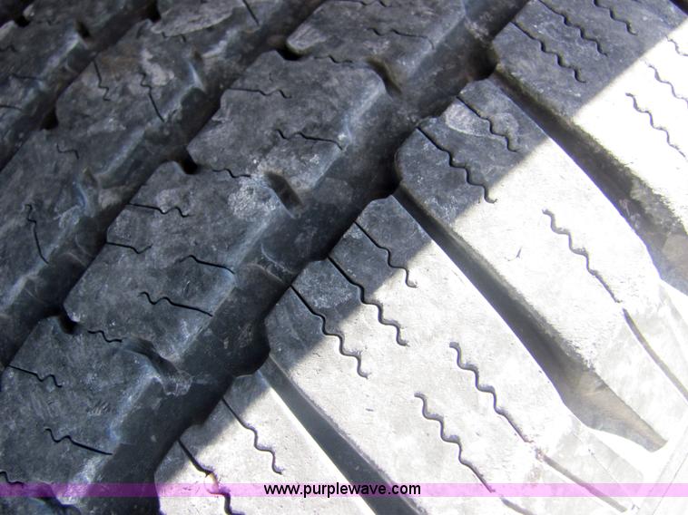 image for item 4735 2007 GMC Yukon