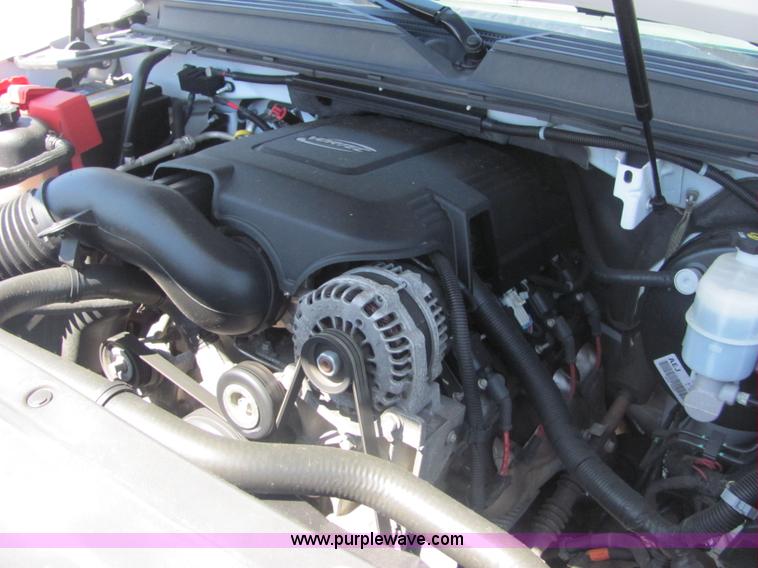 image for item 4735 2007 GMC Yukon