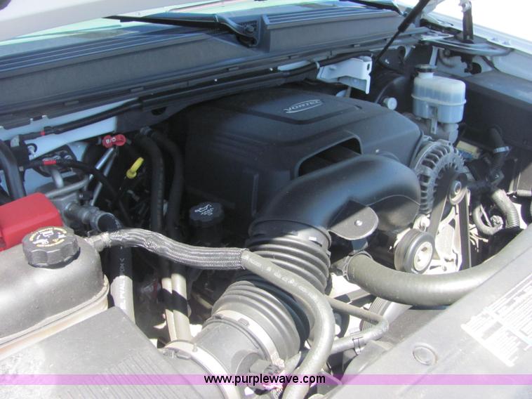 image for item 4735 2007 GMC Yukon