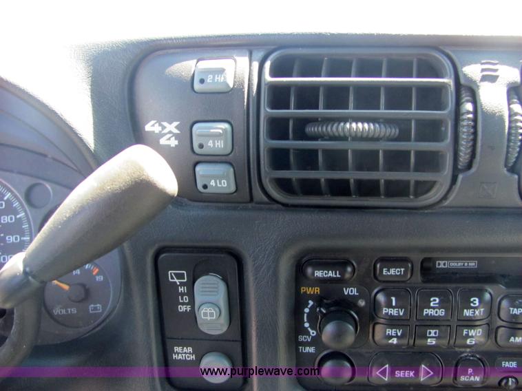 image for item 4774 2000 Chevrolet Blazer